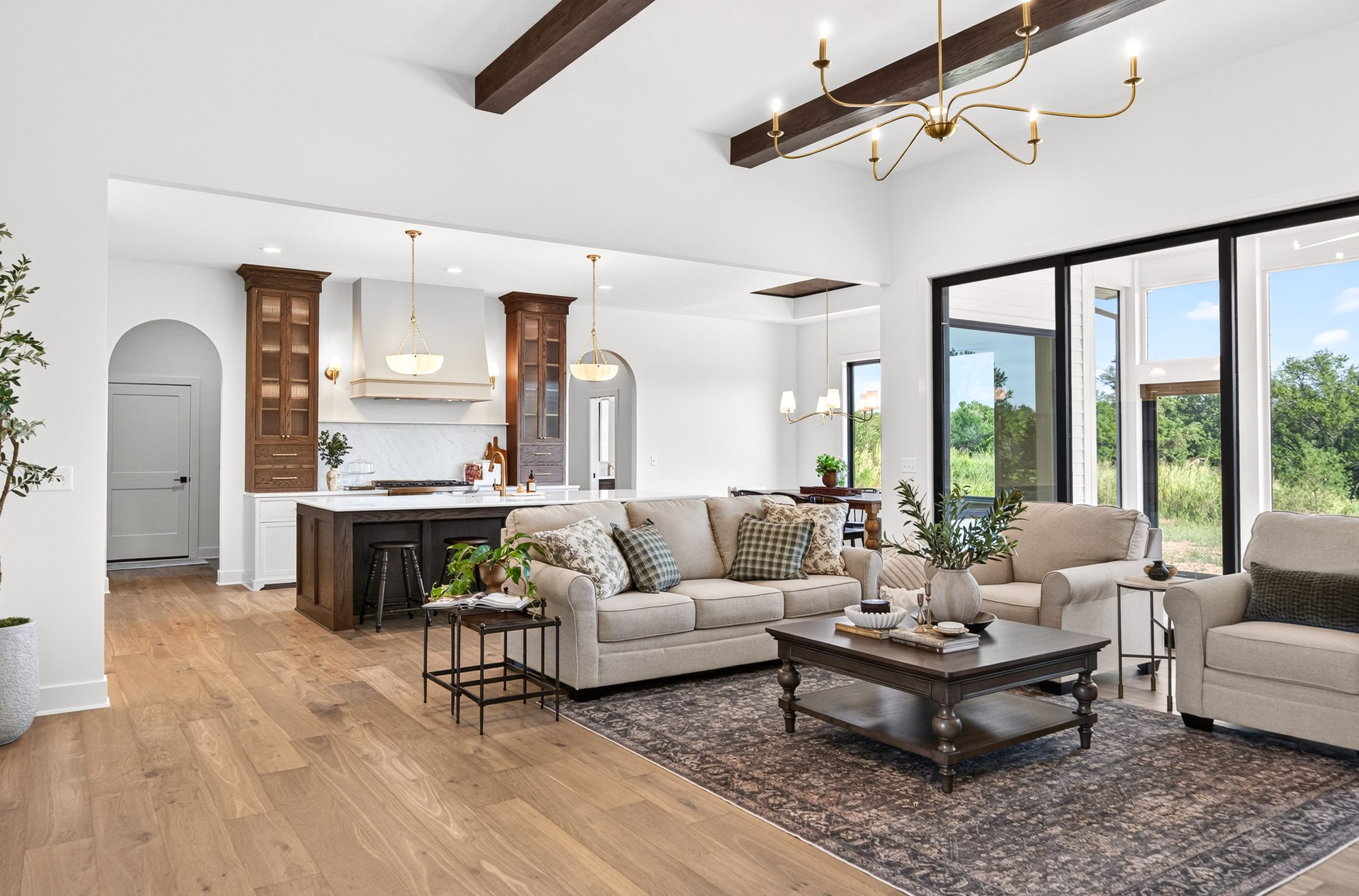 2818 E Kay St · A&E Home Builders — model home photo 9