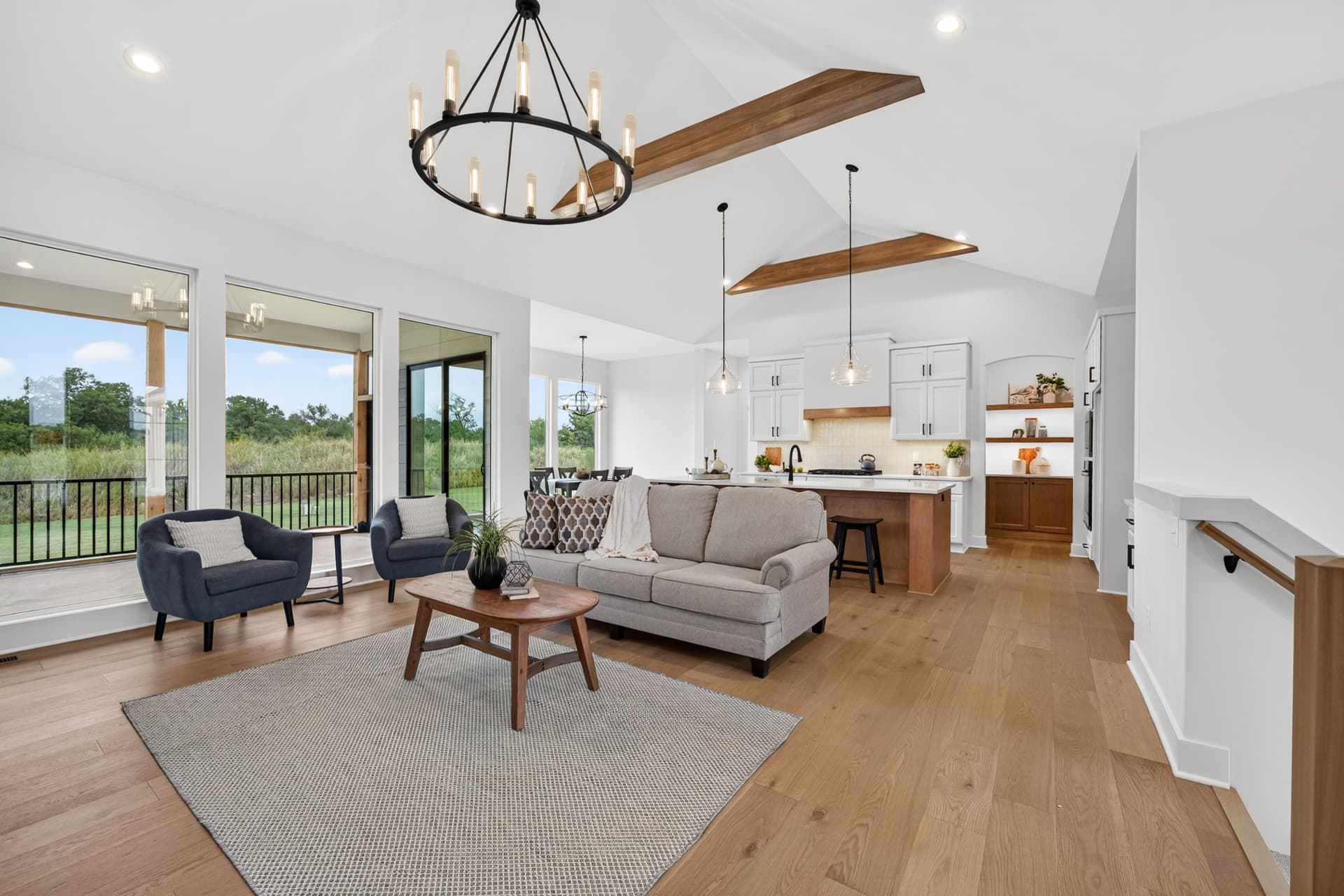2812 E Kay St · M&M Construction — model home photo 11