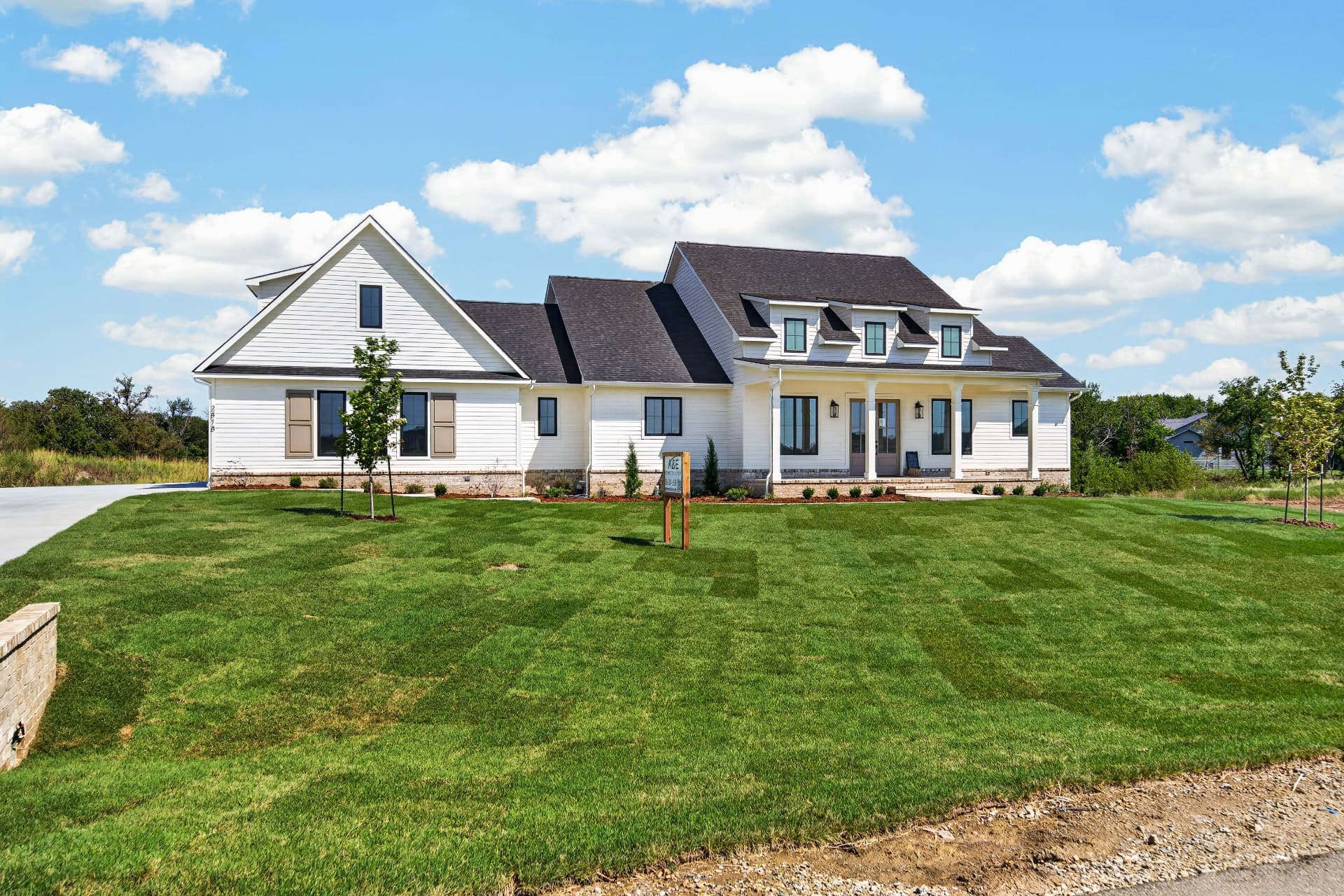 2818 E Kay St · A&E Home Builders — model home photo 4