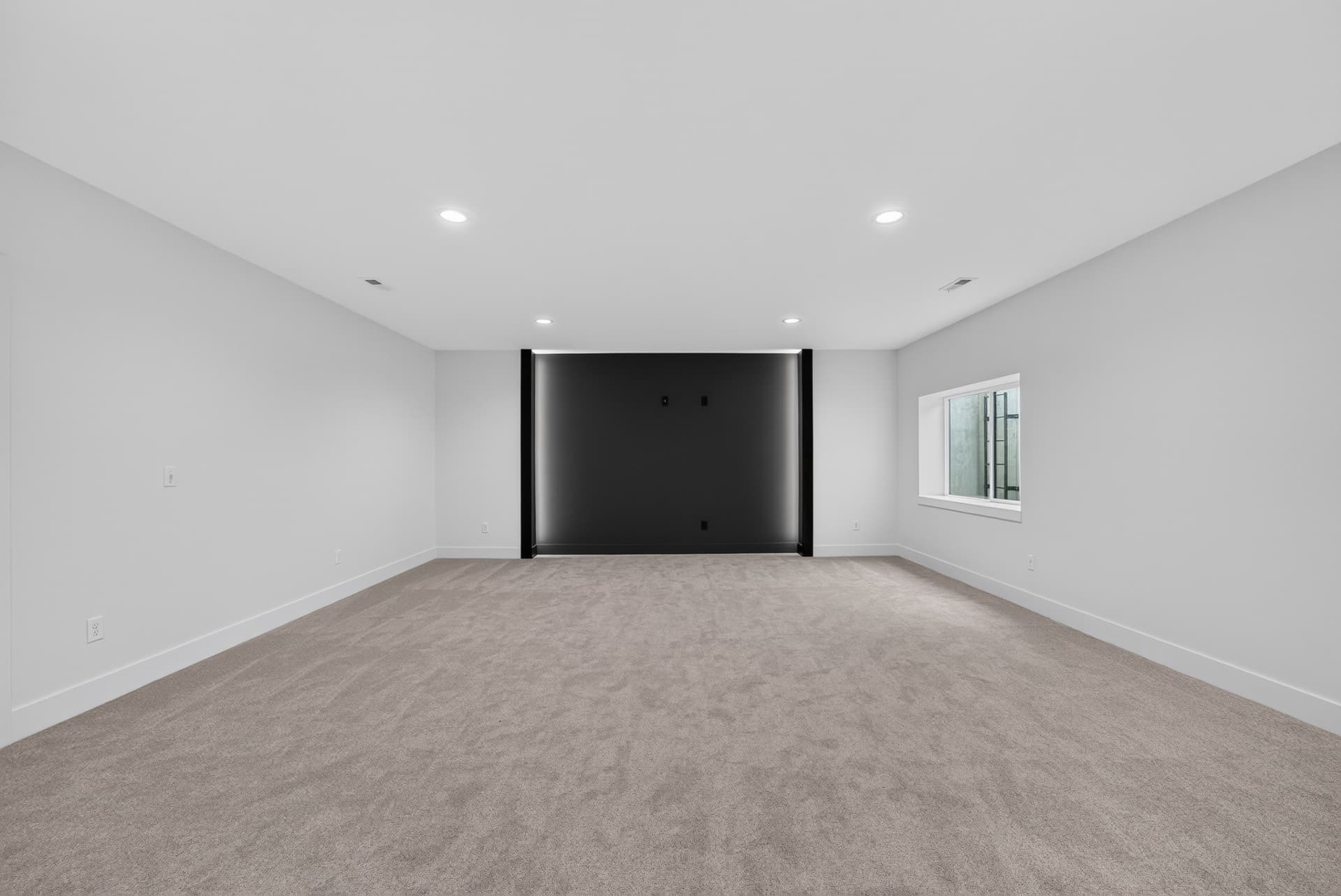 2812 E Kay St · M&M Construction — model home photo 32