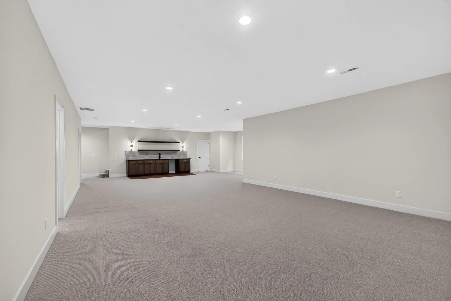 2818 E Kay St · A&E Home Builders — model home photo 44