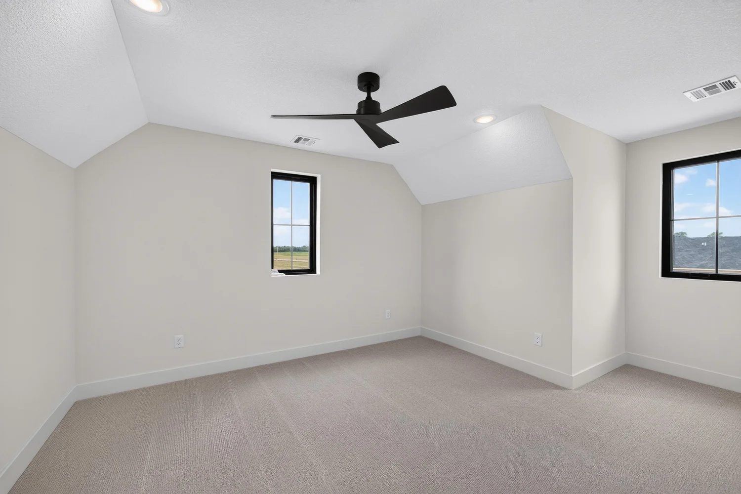 2818 E Kay St · A&E Home Builders — model home photo 39