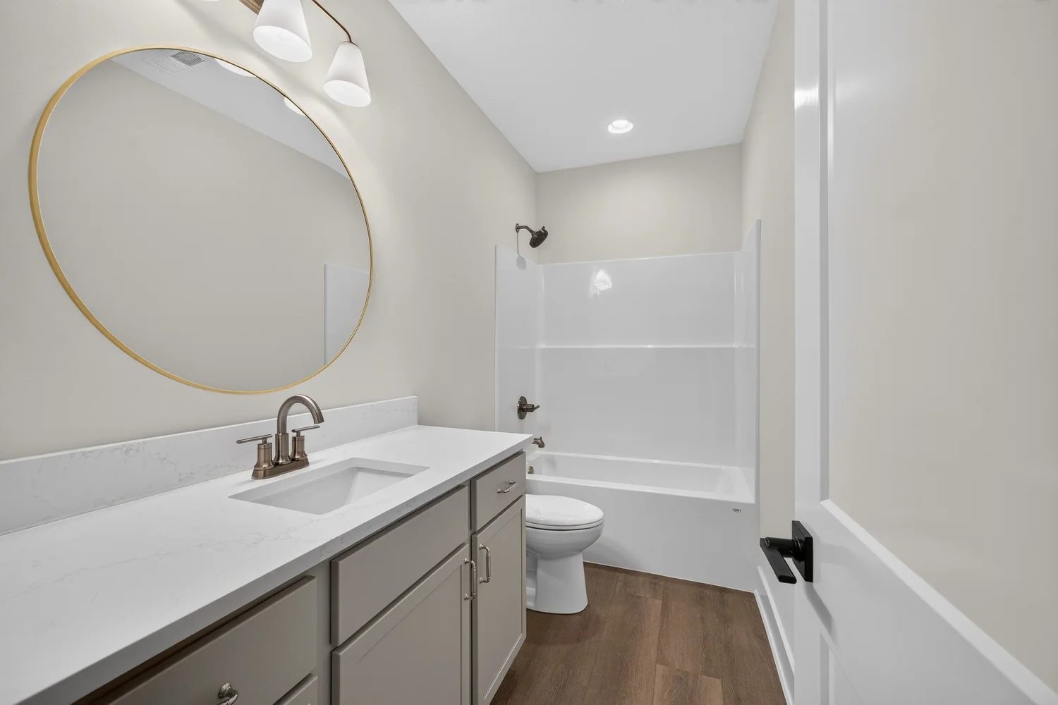 2818 E Kay St · A&E Home Builders — model home photo 46