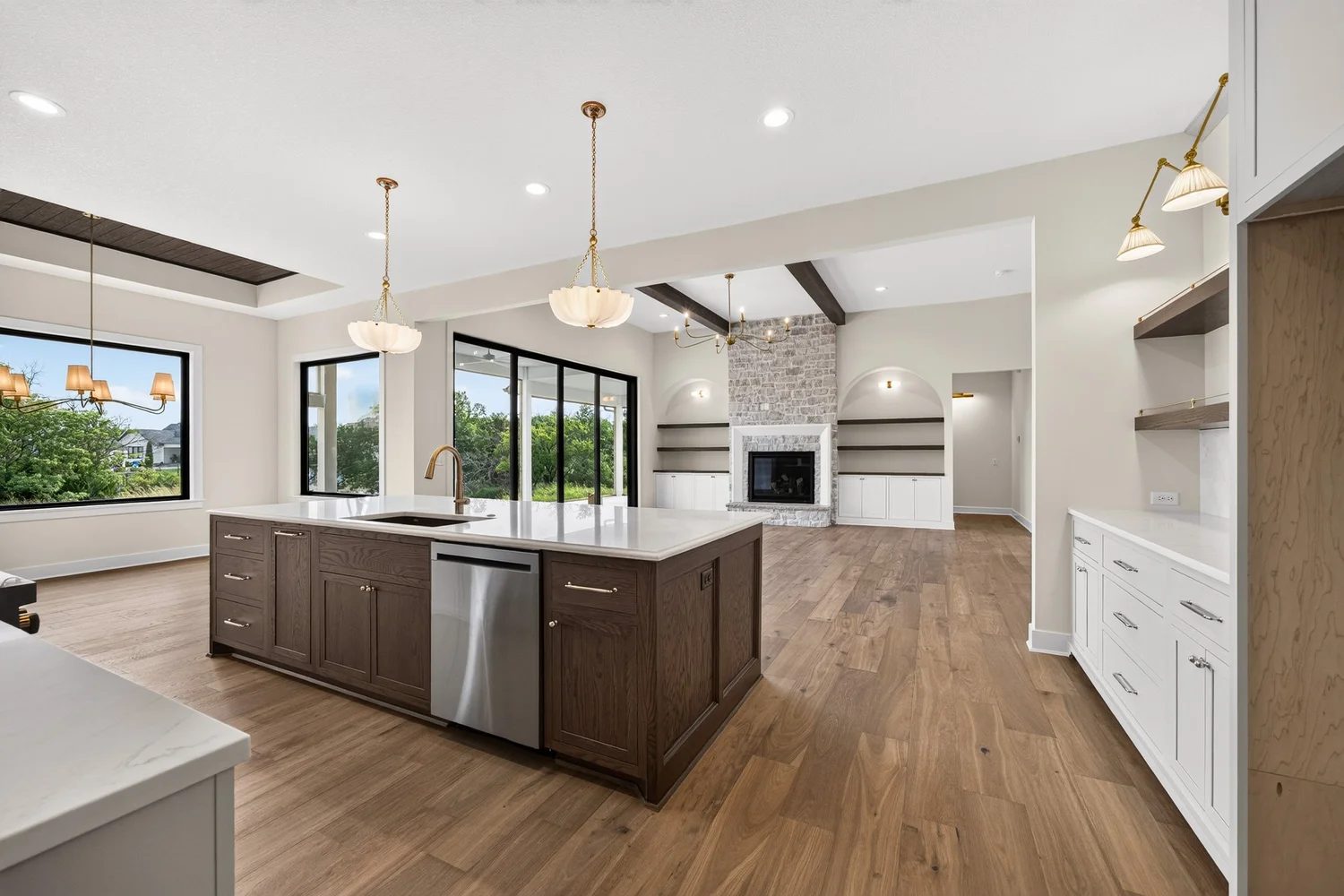 2818 E Kay St · A&E Home Builders — model home photo 13
