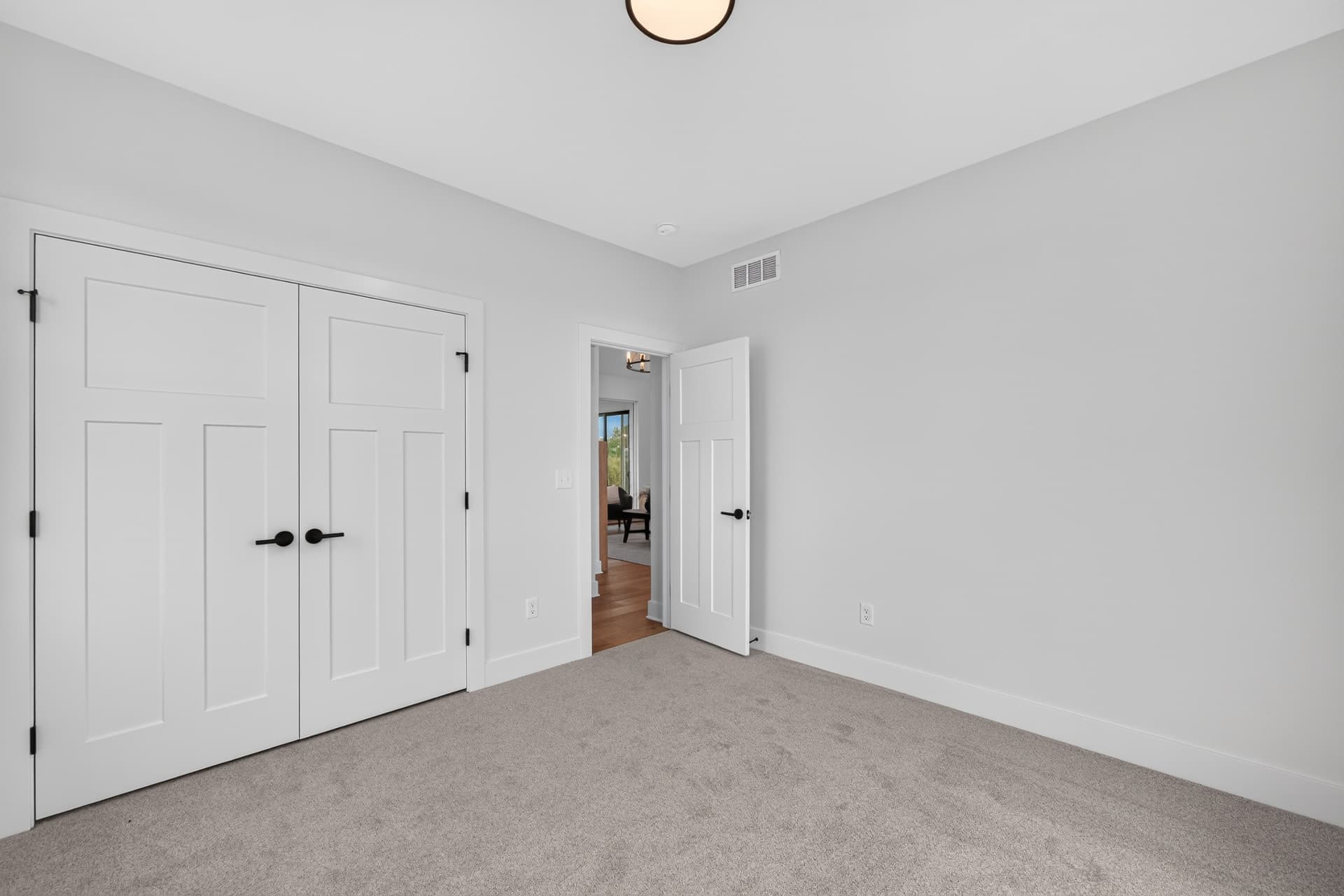 2812 E Kay St · M&M Construction — model home photo 27