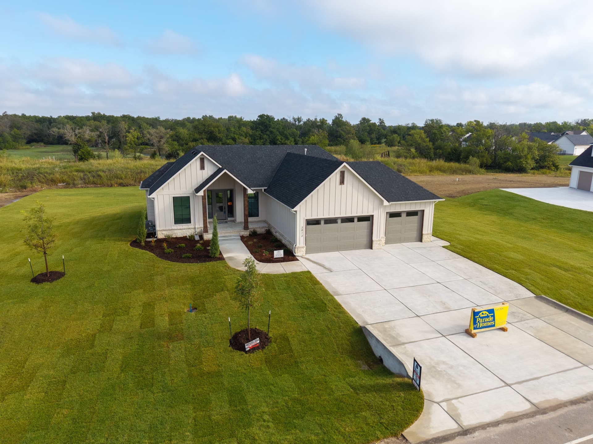 2812 E Kay St · M&M Construction — model home photo 5