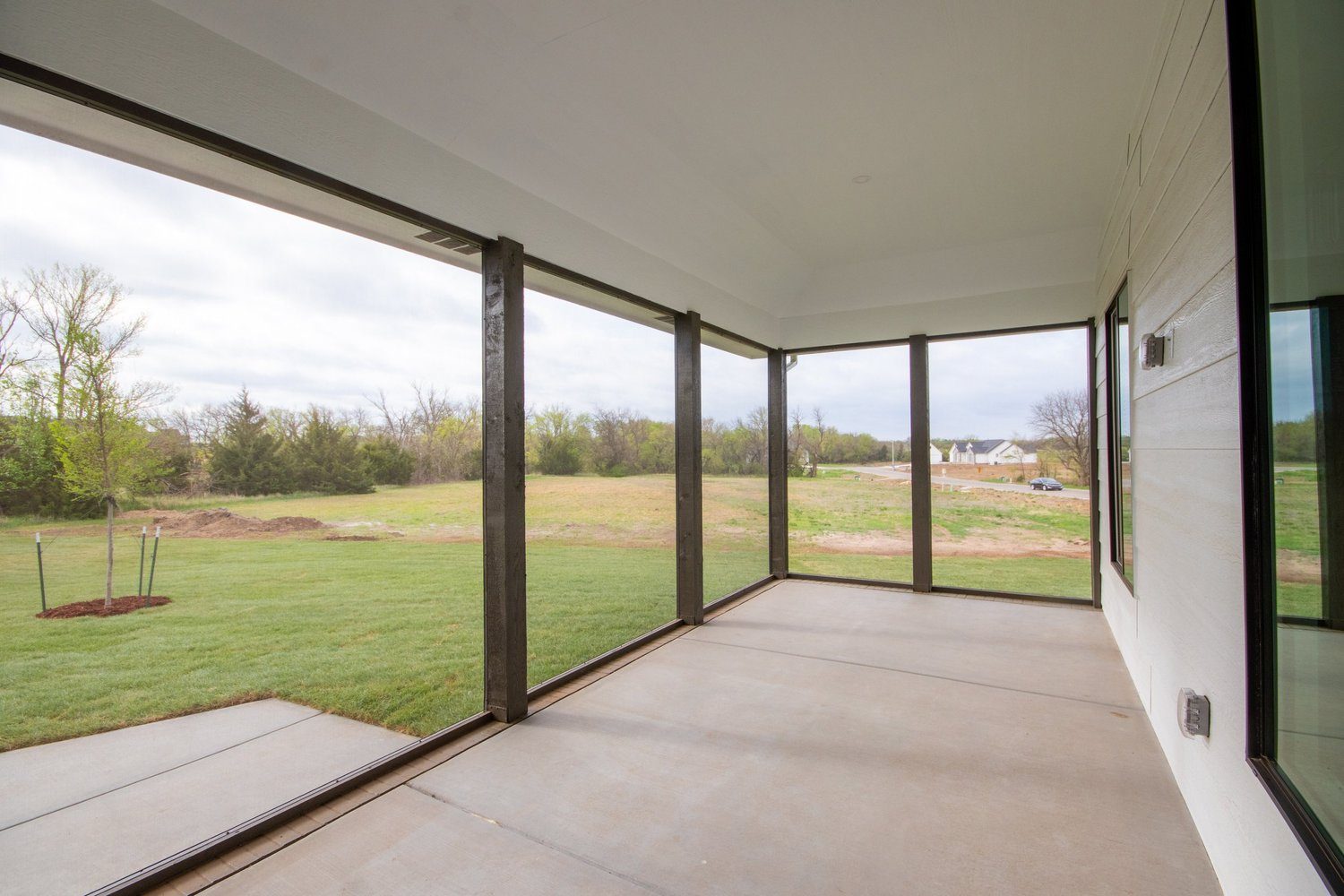 M&M Custom Construction, LLC — Previous Cedar Ranch model home photo 10