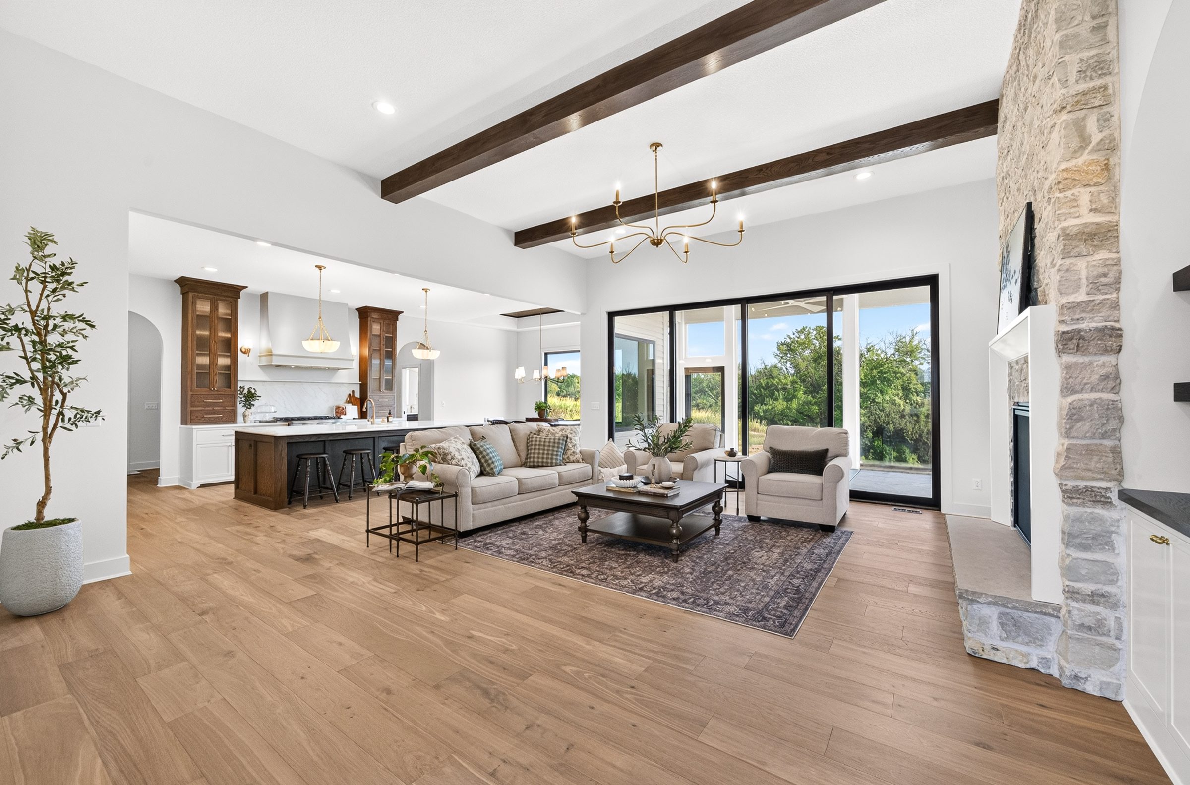 2818 E Kay St · A&E Home Builders — model home photo 8