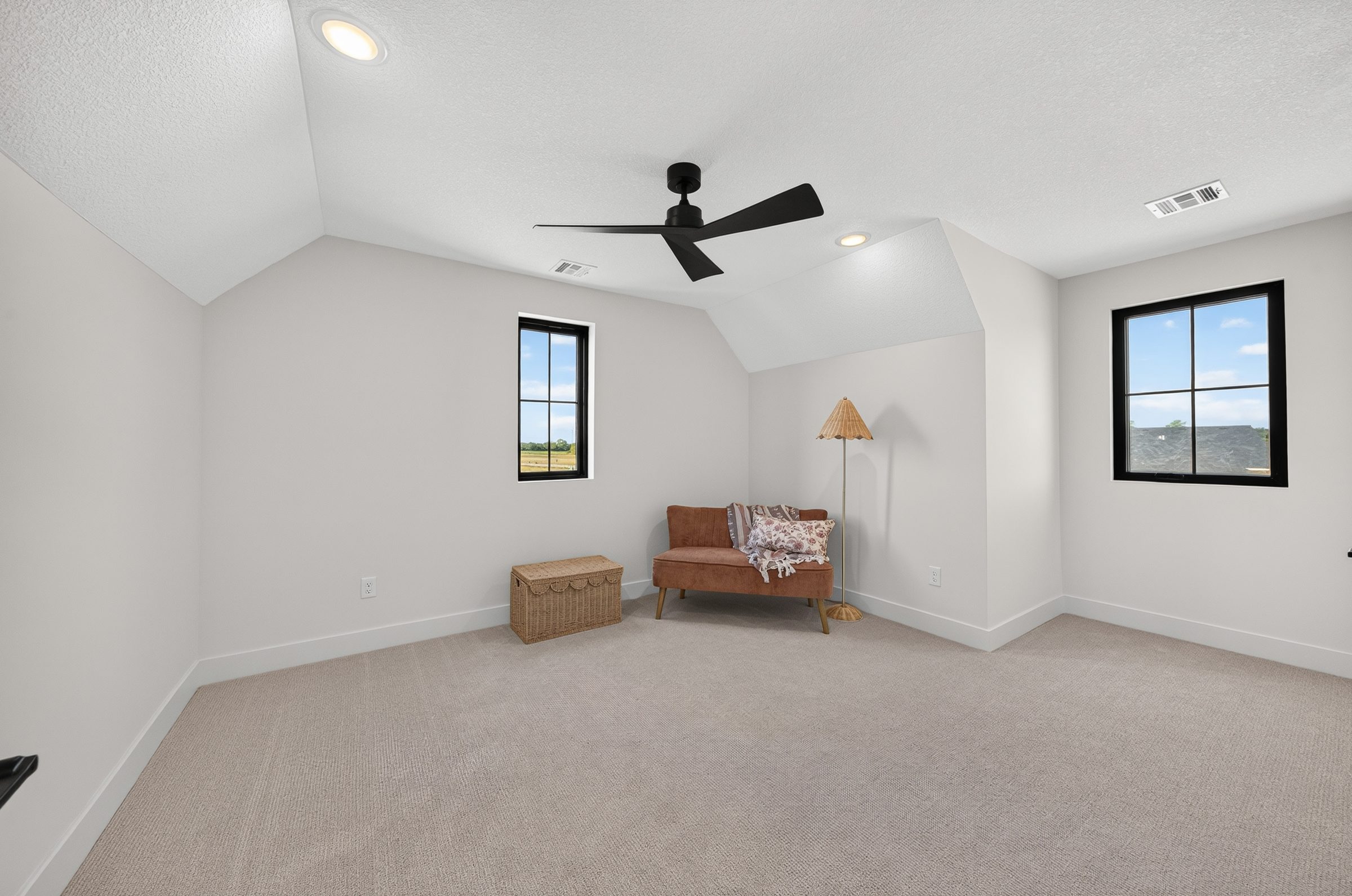 2818 E Kay St · A&E Home Builders — model home photo 39
