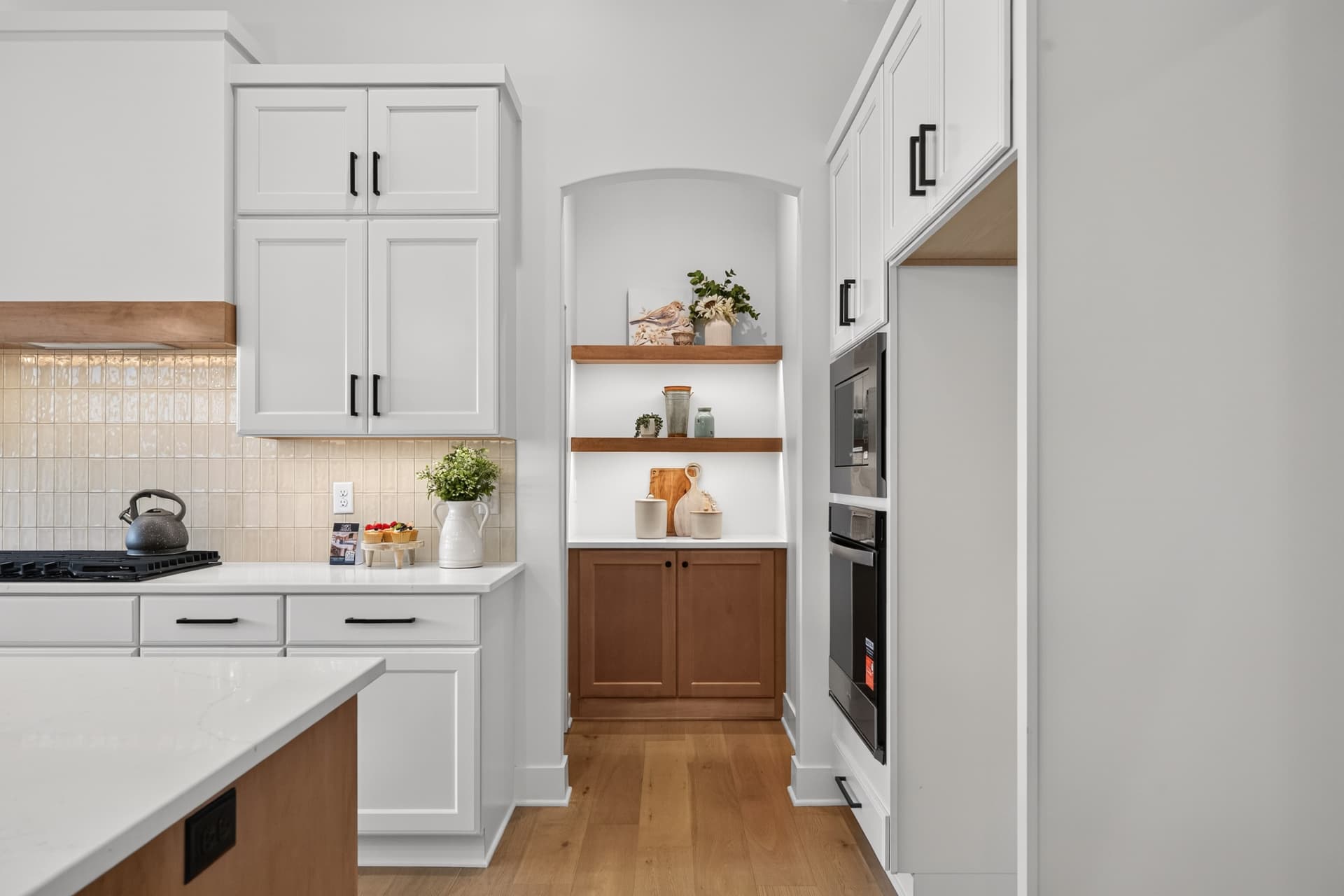 2812 E Kay St · M&M Construction — model home photo 17
