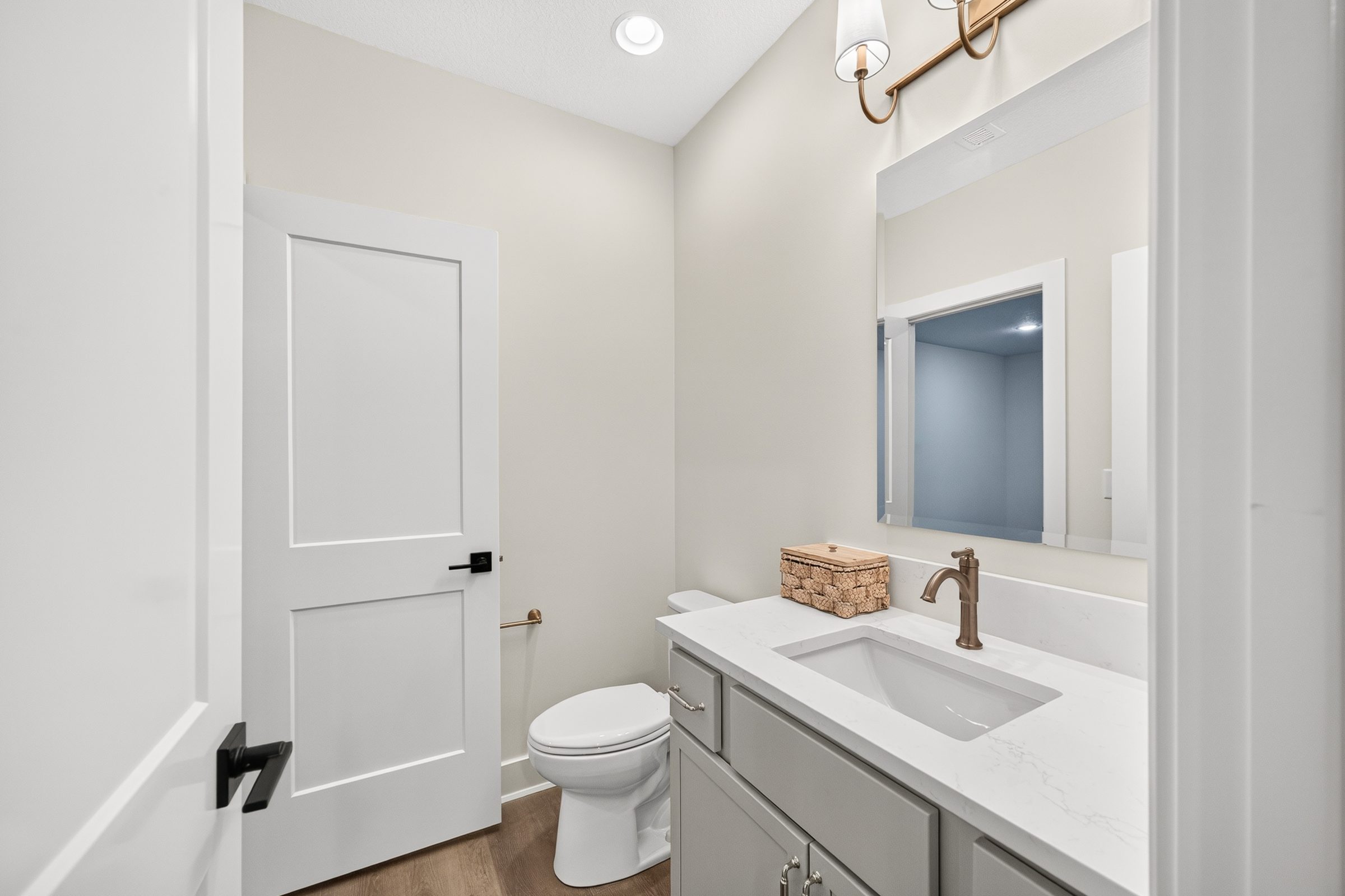 2818 E Kay St · A&E Home Builders — model home photo 47