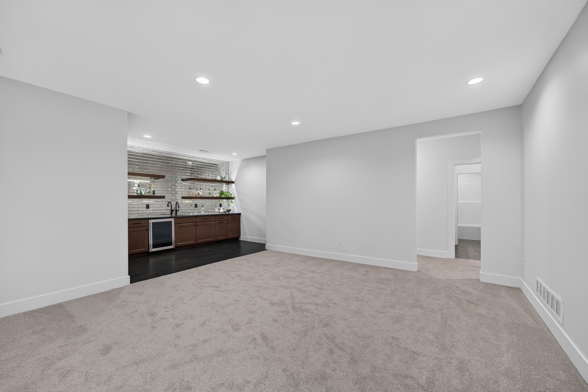 2812 E Kay St · M&M Construction — model home photo 33