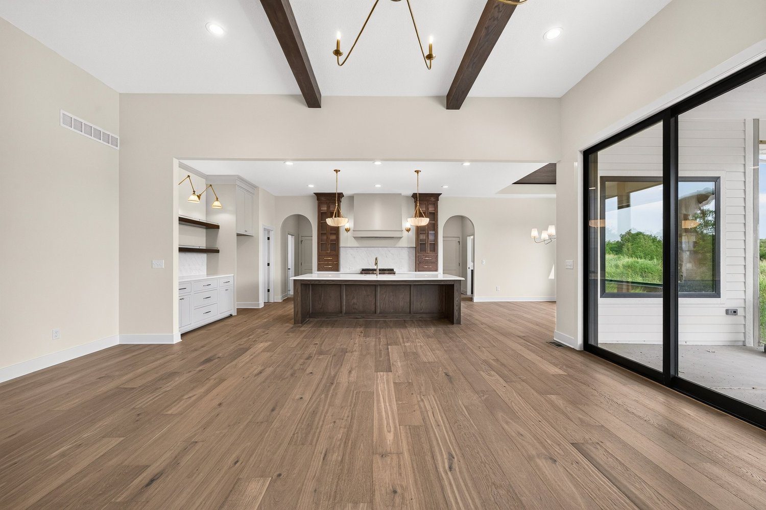 2818 E Kay St · A&E Home Builders — model home photo 15