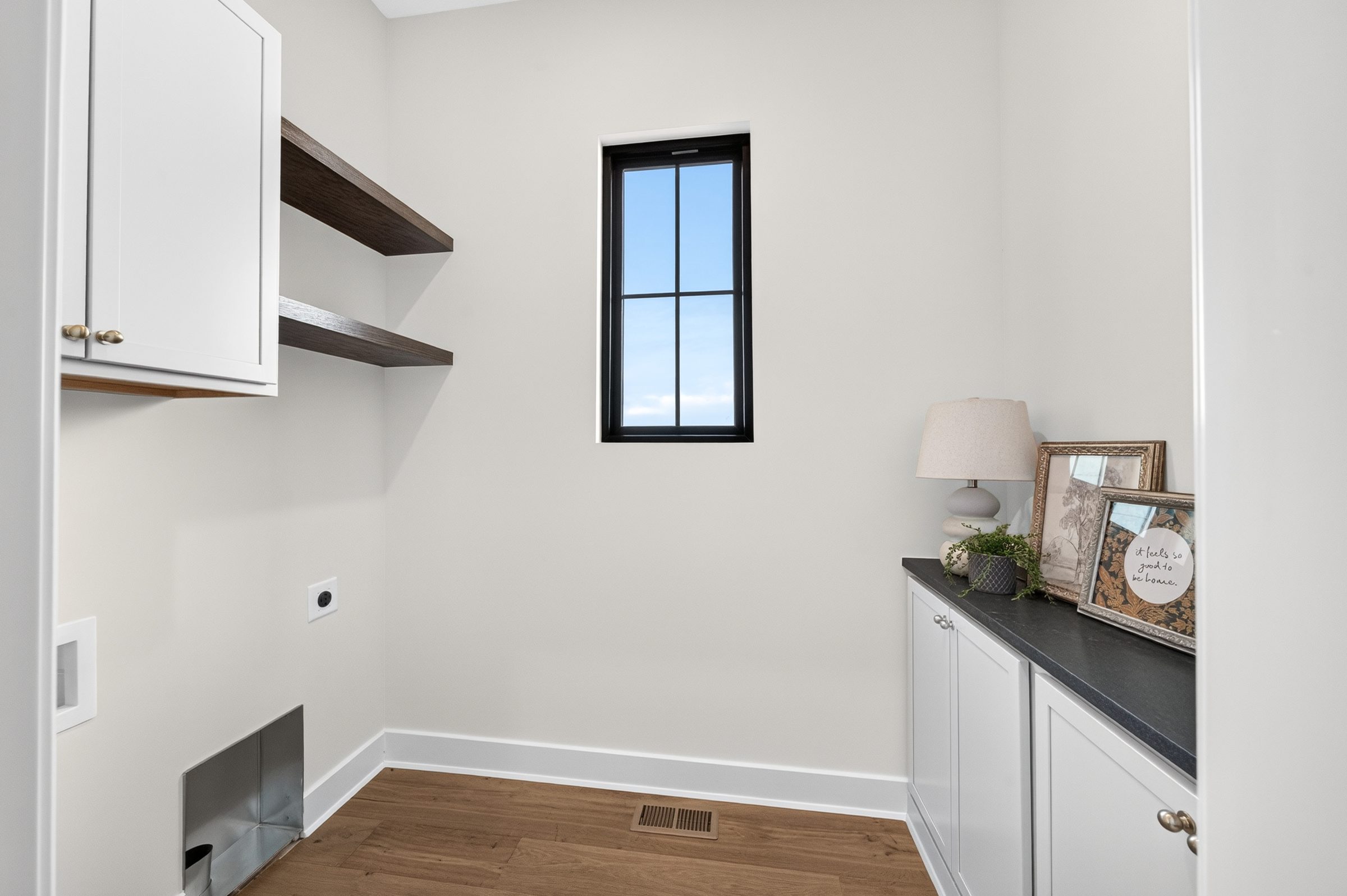 2818 E Kay St · A&E Home Builders — model home photo 34
